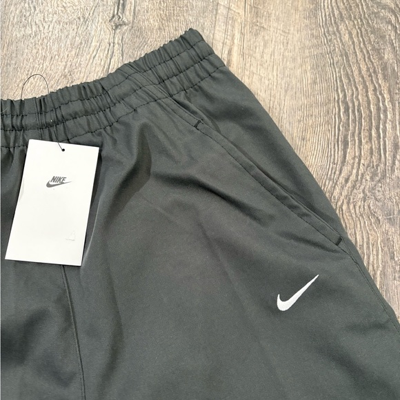 NEW - Nike Girls Charcoal Wide-Leg Pants - Picture 5 of 6
